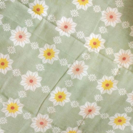 京都くろちく　両面ガーゼはんかち（菊日和）の画像