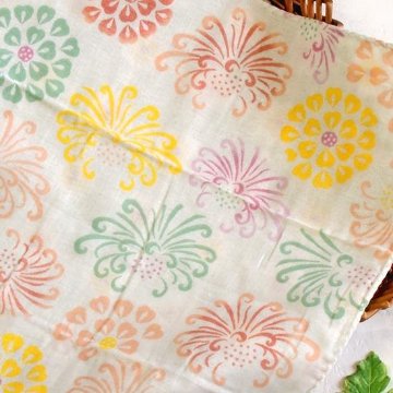 京都くろちく　両面ガーゼはんかち（菊日和）の画像