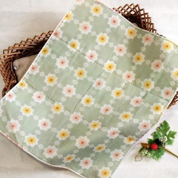 京都くろちく　両面ガーゼはんかち（菊日和）の画像