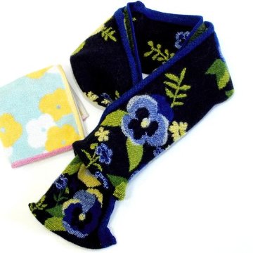 ラシクモア　フランス製プチマフラー（パンジー）ネイビーブルーの画像