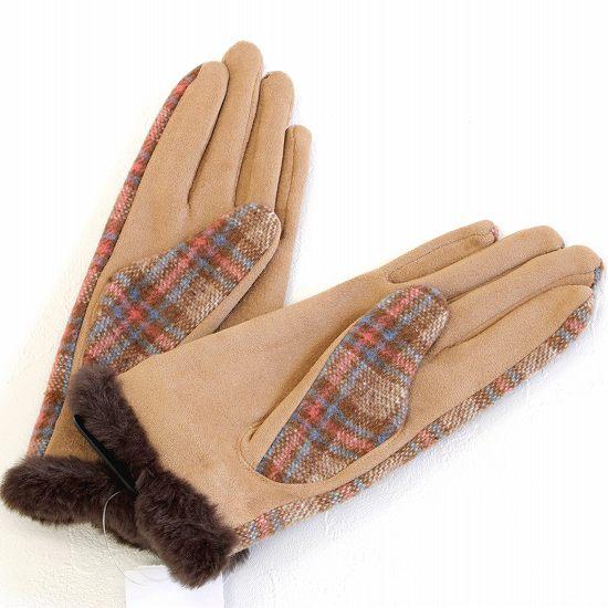 袖口ファー　チェック手袋の画像
