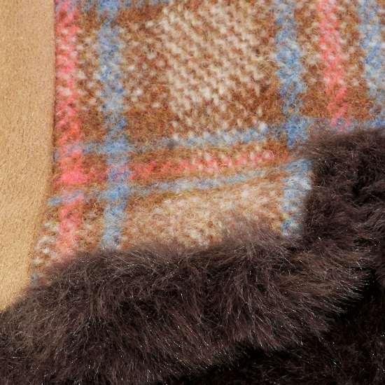 袖口ファー　チェック手袋の画像