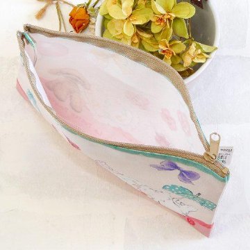 プティット・プぺ　ぺたんこポーチ（キャット＆プードル）の画像