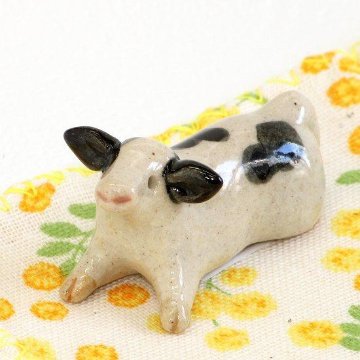 豆屋　箸置き（仔うし　ねころび）の画像