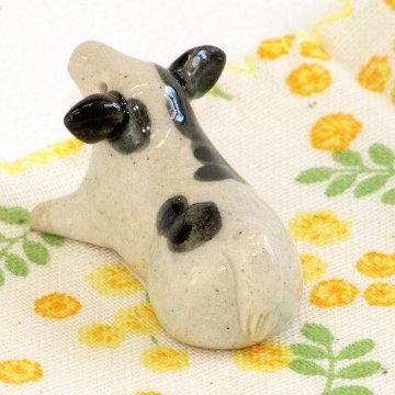 豆屋　箸置き（仔うし　ねころび）の画像