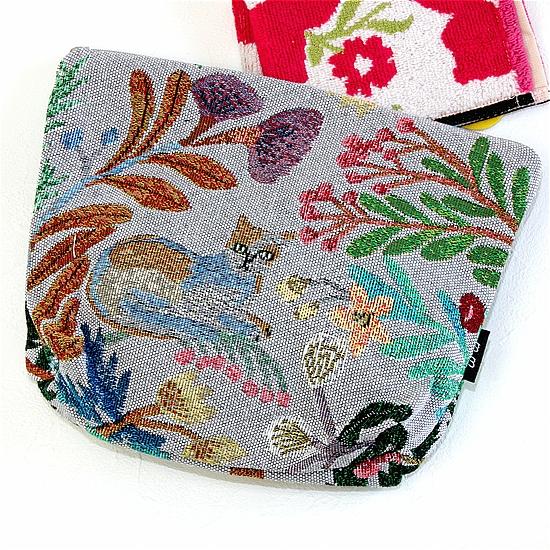 松尾ミユキ　トラベルポーチ（Two cats）の画像