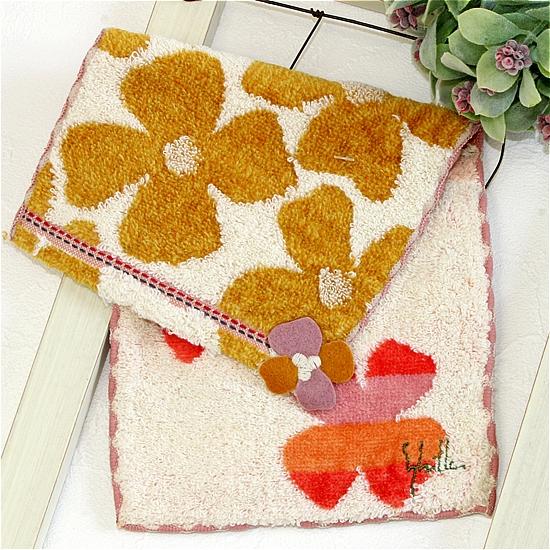 シビラ　ポケットハンカチ（イエローオーカー花）の画像