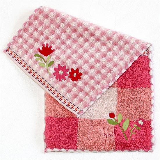 シビラ　ポケットハンカチ（チェック×花刺繍）の画像