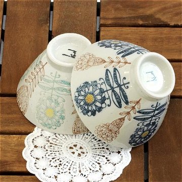 波佐見焼　勲山窯　飯碗（マーガレット）の画像
