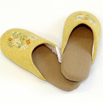 アーバン　フラワー刺繍スリッパ　イエロー　約25cmの画像