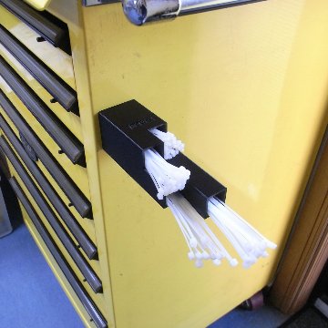 タワー型結束バンドホルダーの画像