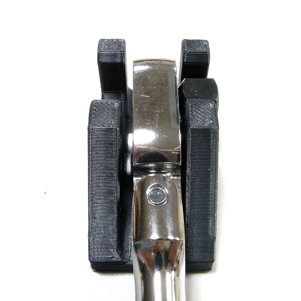 ラチェットハンドル用ホルダー　差込角９．５　コンパクト用の画像
