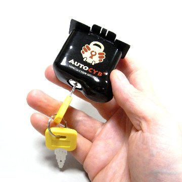OBD2ポート用ロック　盗難防止　セキュリティの画像