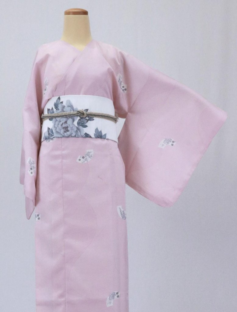 【日本製】（衿なし）高級夏着物 絽 [N068][Mサイズ]着物単品の画像