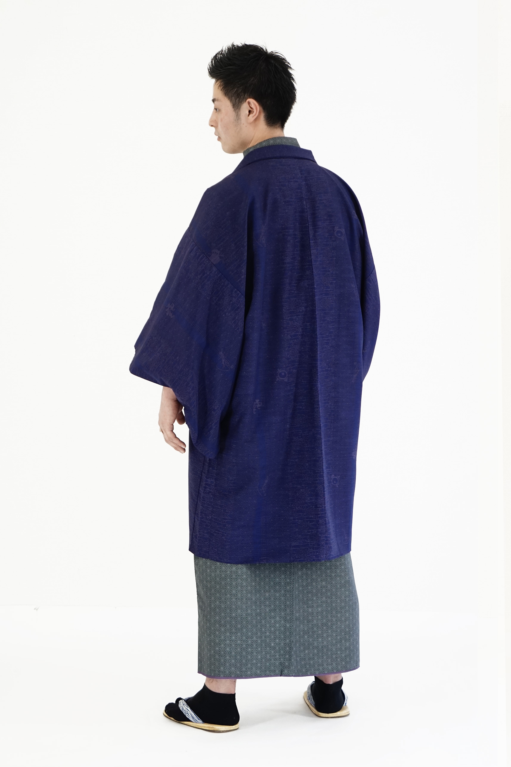 紳士アンサンブル　『紫紺』　着物、羽織、襦袢、帯、羽織紐、信玄袋の６点セット！