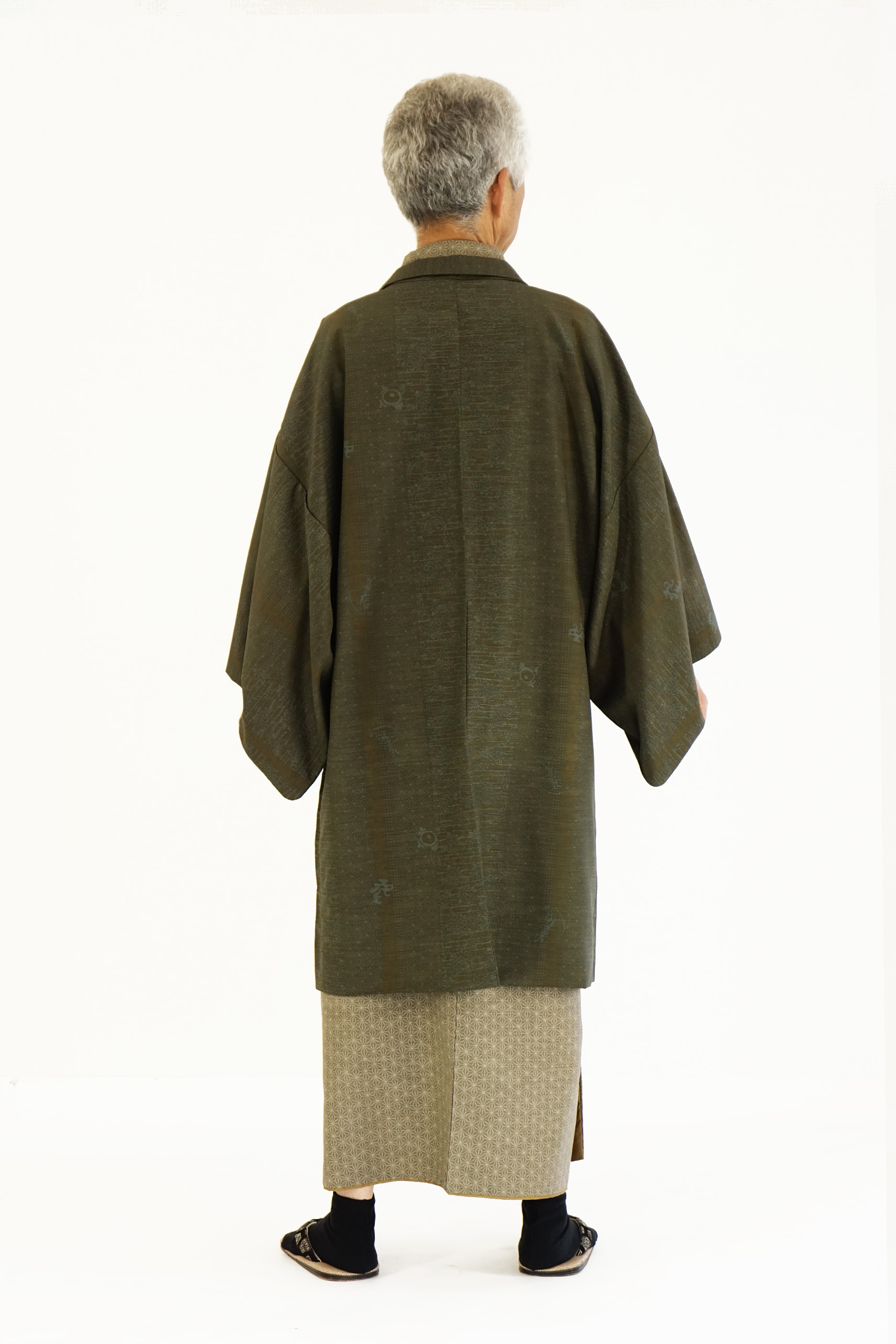 紳士アンサンブル　『金茶』　着物、羽織、襦袢、帯、羽織紐、信玄袋の６点セット！画像