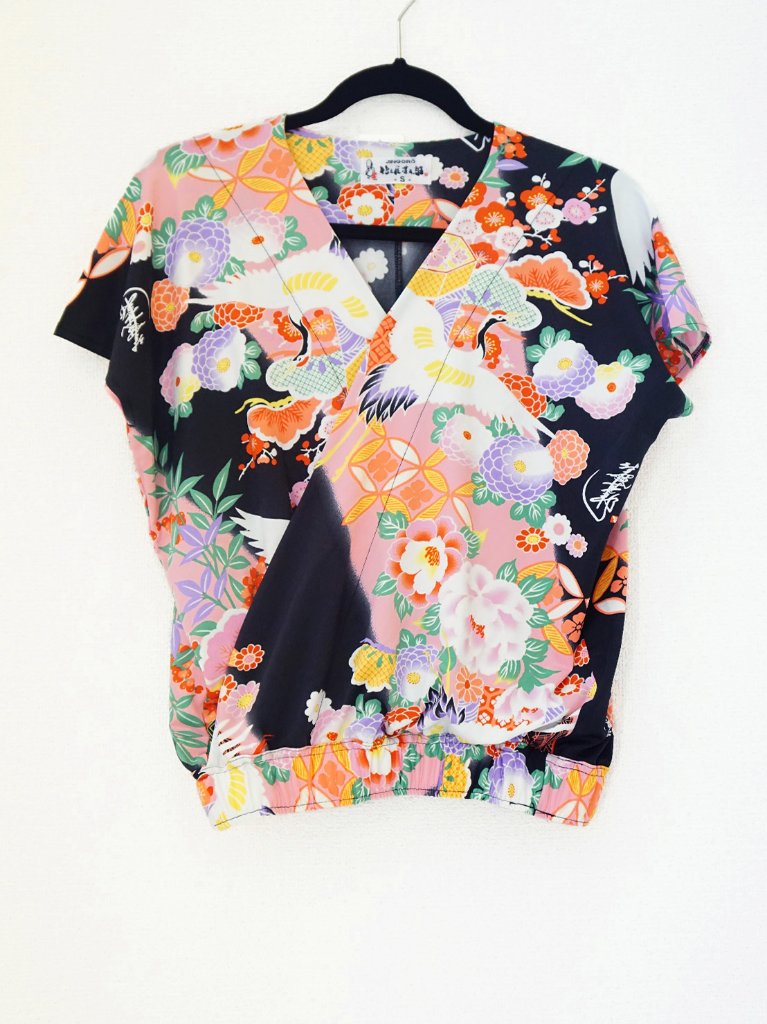 和柄セットアップ（トップス）1-C（黒×ピンク）の画像