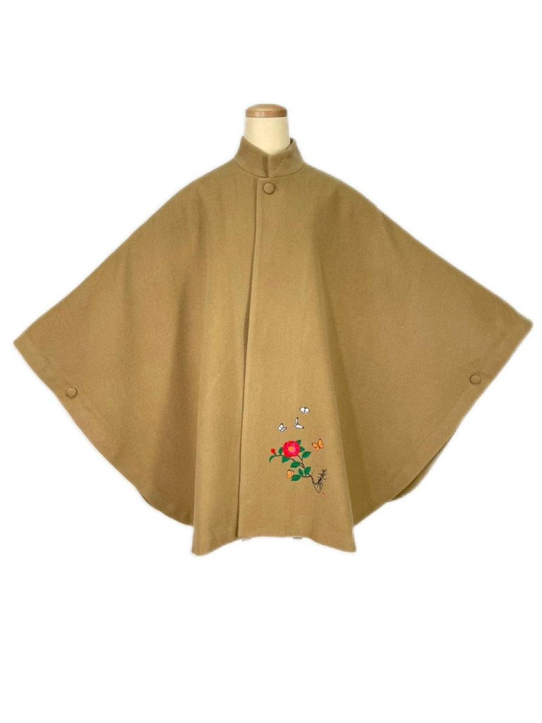 ポンチョコート（刺繍入り）　ベージュの画像