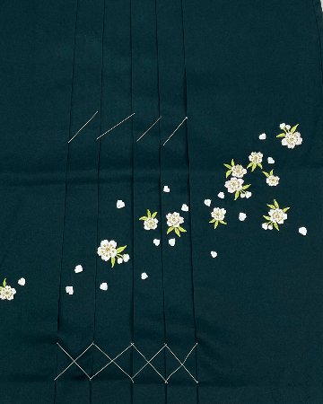 刺繍入り袴 (深緑) Mサイズ画像