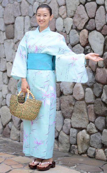 帯が選べる! (衿あり) 浴衣〈竹宵歌/薄緑〉　※浴衣単品 ¥13,200の画像