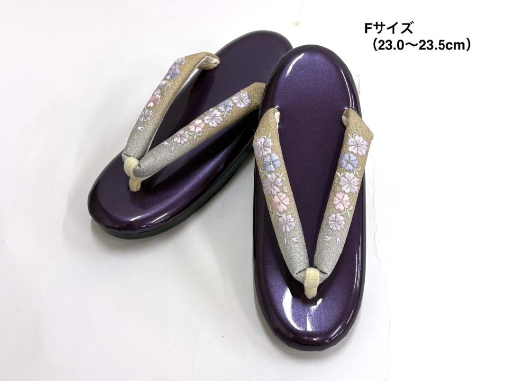 ウレタン草履（刺繍）[26]  Fサイズ 23.0~23.5cm の画像