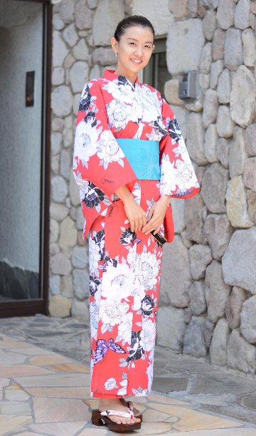 帯が選べる! (衿あり) 浴衣〈華蝶/赤〉　※浴衣単品 ¥13,200の画像