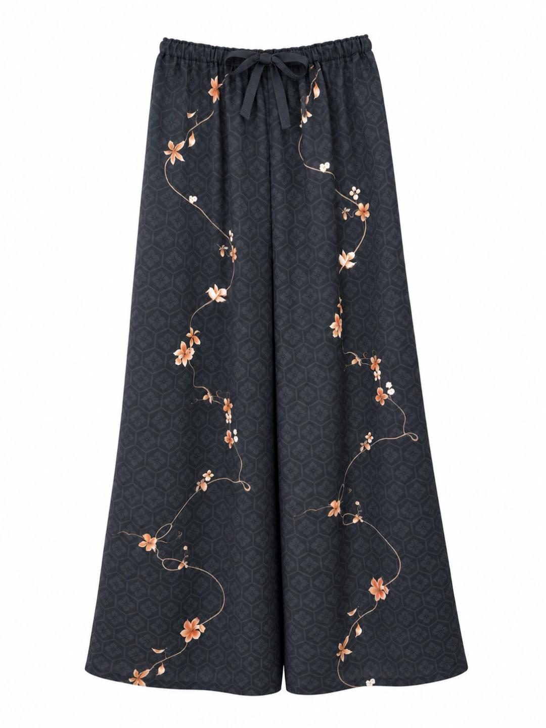 和柄ワイドパンツ　[花綴り 黒]　日本製の画像