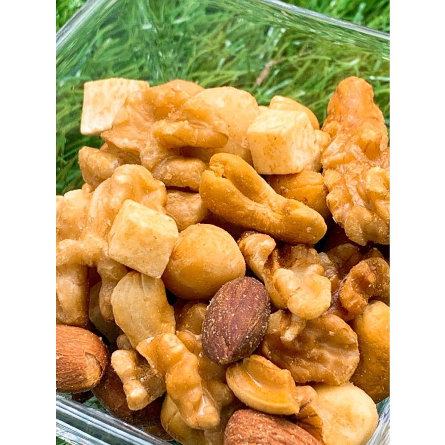 燻製イラン産ピスタチオ150ｇ+チーズin燻製ミックス100ｇの画像