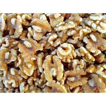 アメリカ産　剥きクルミ(生）　200ｇ　【ジップパック入り】の画像
