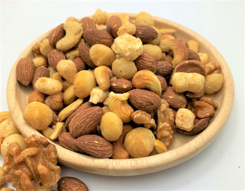 チーズin燻製ミックスナッツ　100g　×　２袋　ジップパック入りの画像