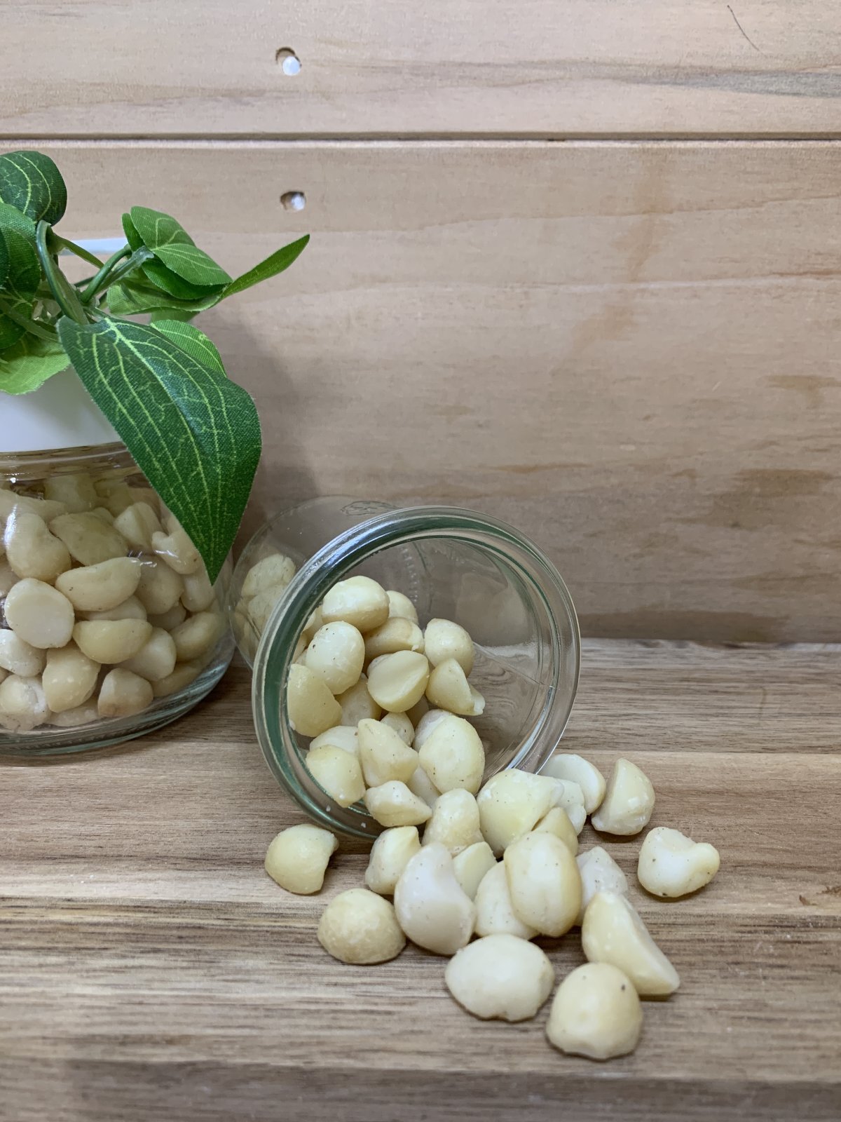 塩味付きマカダミアナッツ　150g　ジップパック入りの画像