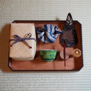 秋田杉長盆（脇引）1双の画像