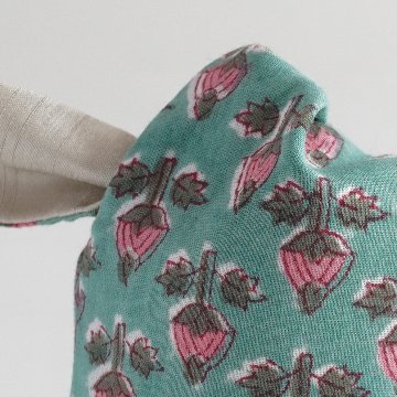 茶器袋　大津型33　インド更紗　エメラルドの画像