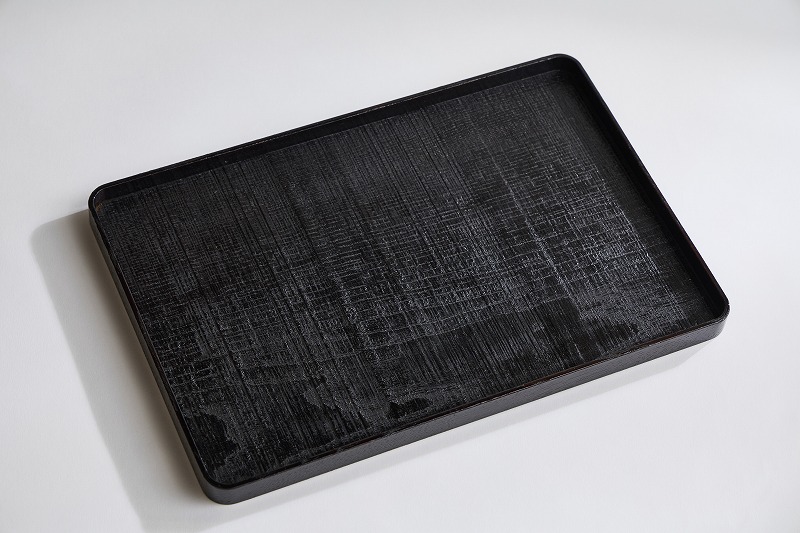 村瀬治兵衛 沢栗挽曲角盆（ひきまげかくぼん）