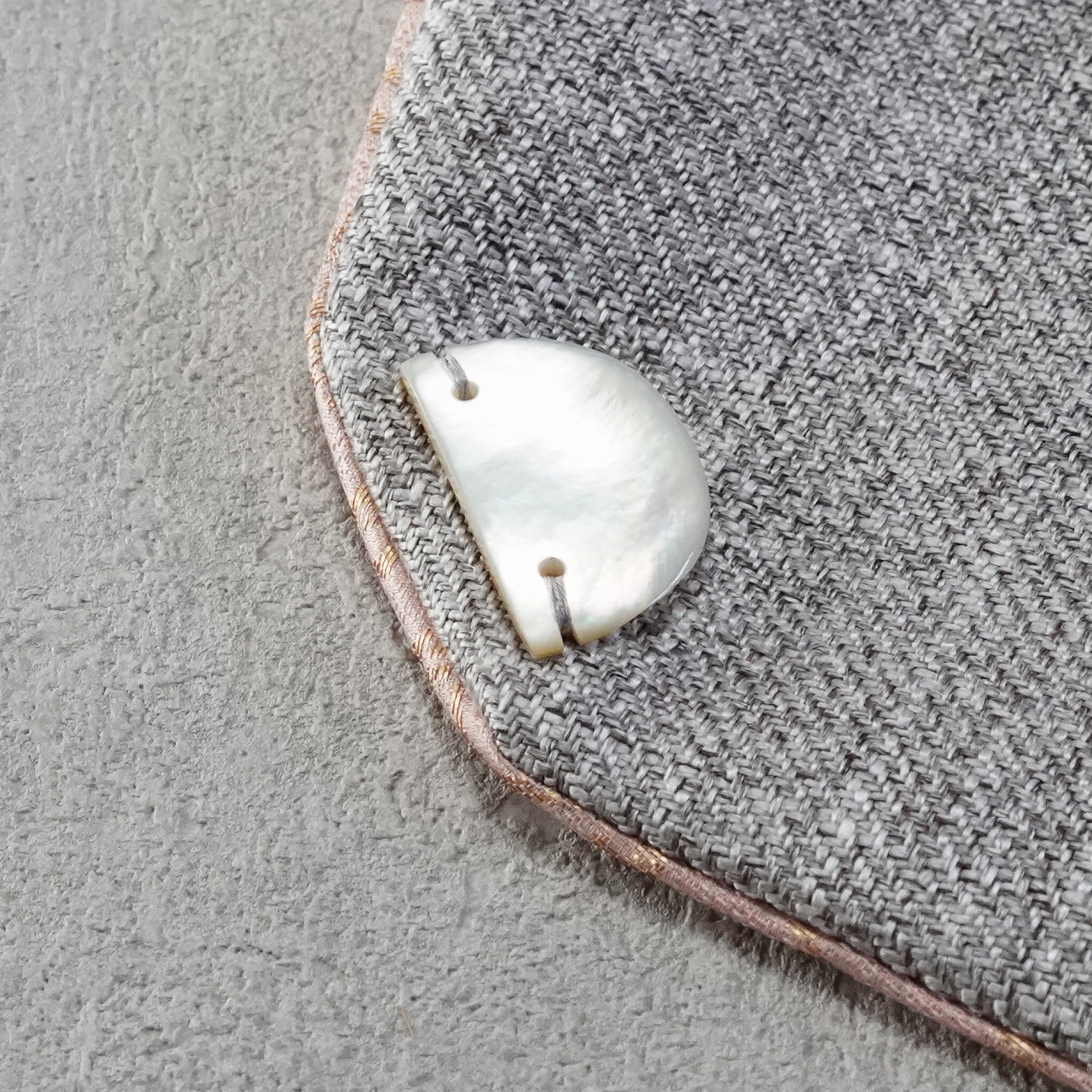 数寄屋袋＋福楊枝セット　緞子（どんす）牡丹唐草の画像