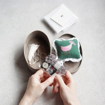 オーバルボックスお裁縫箱　鳥の画像