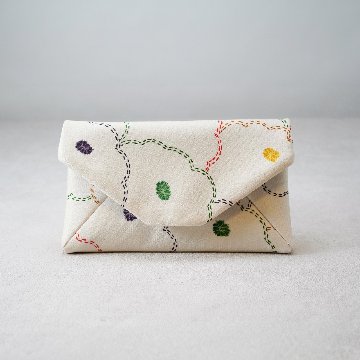 数寄屋袋25　綸子（りんず）　とび花柄の画像