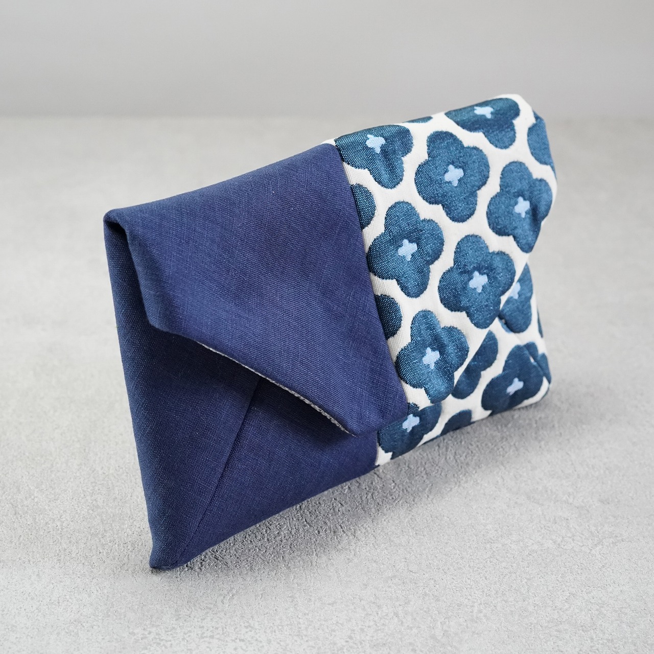 数寄屋袋26　仏蘭西花柄　青の画像