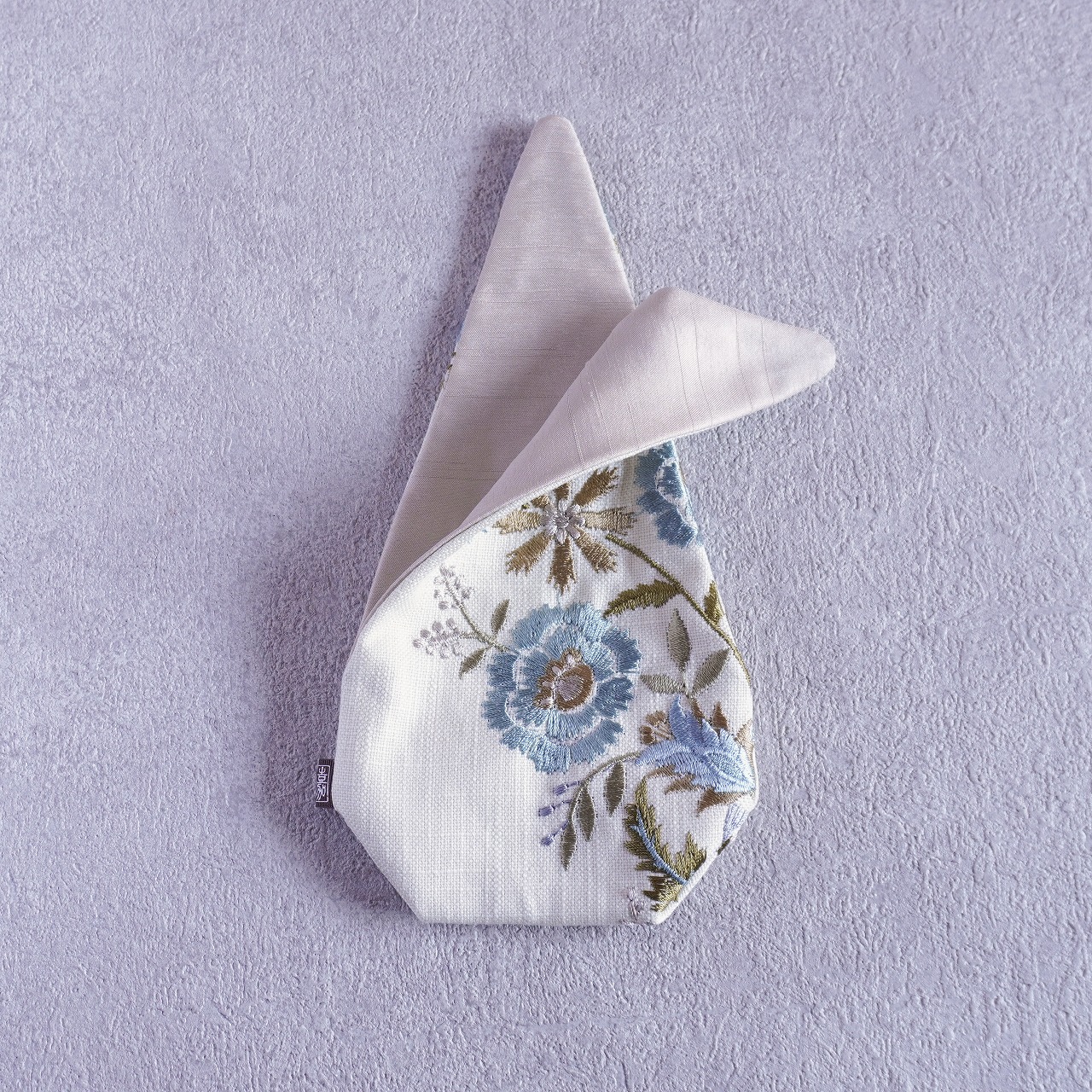 茶器袋　大津型51　刺繍　クリーム×アクアの画像