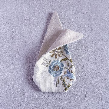 茶器袋　大津型51　刺繍　クリーム×アクアの画像