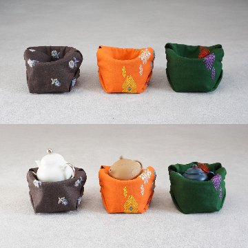 ふかふか茶碗袋S 82刺繍　茶の画像