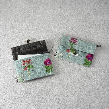 小茶巾入れ 25花刺繍　緑の画像
