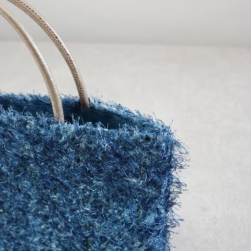 うさぎチャームつき茶礼袋109　シャギーラメブルーの画像