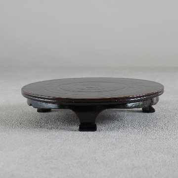 黒根来三つ足盤　6寸（18cm）の画像