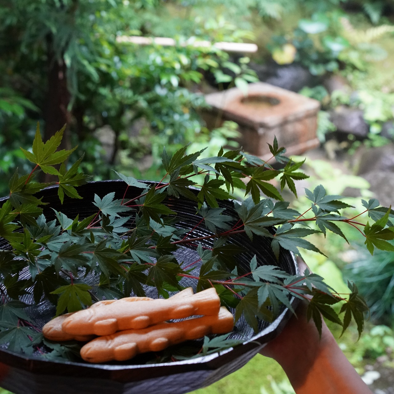 村瀬治兵衛　沢栗ハツリ盆 深 1尺2寸の画像