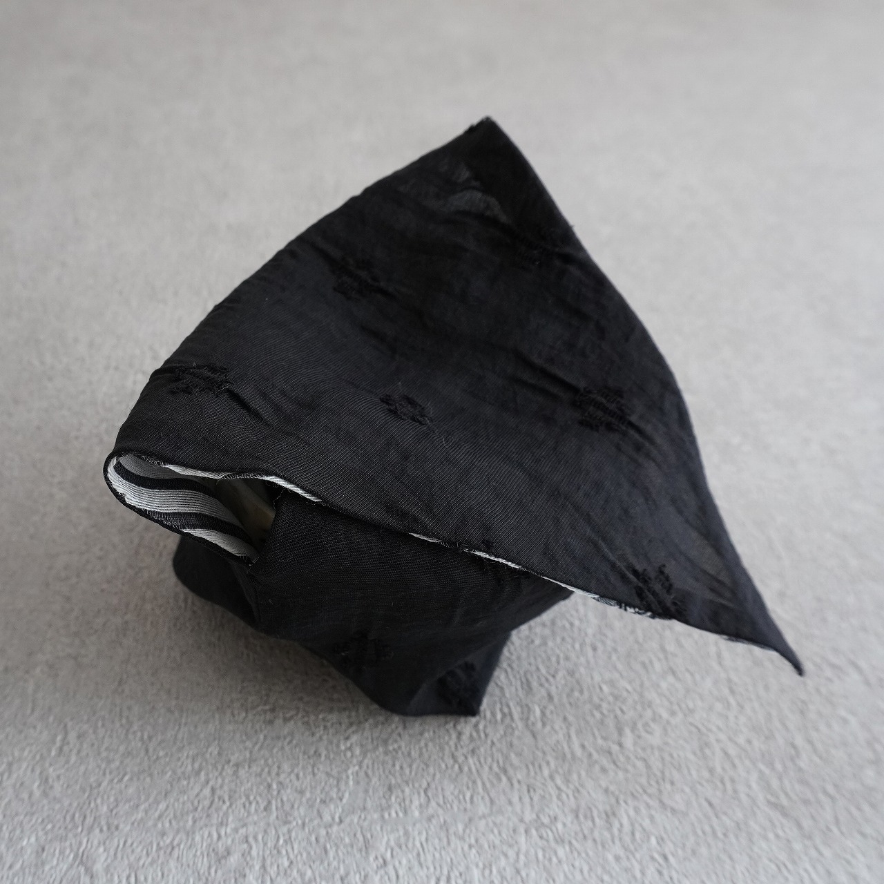 茶碗袋S 48　透け感ストライプ　黒の画像