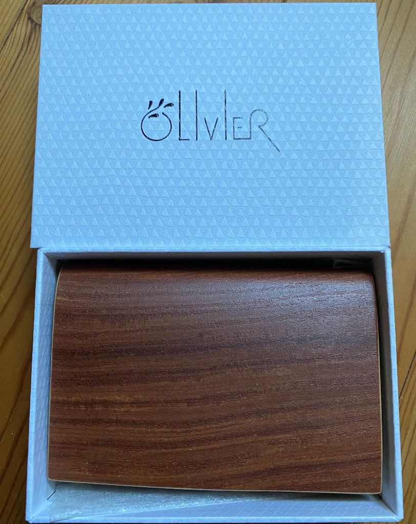 OLIVIER　名刺入れ　ナチュラル＆カリンの画像