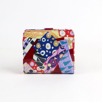 牛革エナメル加工 二つ折れ財布の画像