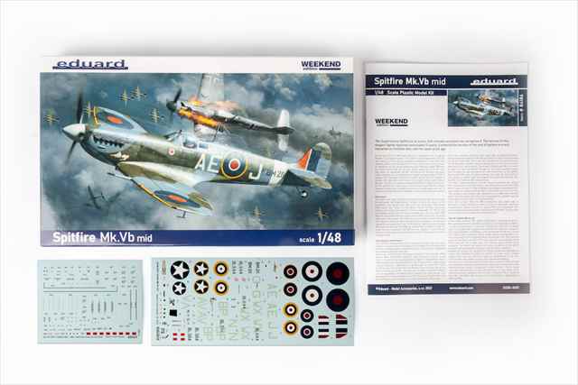 エデュアルド 1/48 スピットファイア Mk.Vb 中期型・ウィークエンドエディション プラモデル 84186の画像