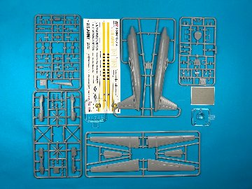 A&Aモデル 1/144 フォッカー C-31A ゴールデンナイツパラシュートチーム 使用機 [F-27-400M バリアント] プラモデル A&Aモデル44106の画像